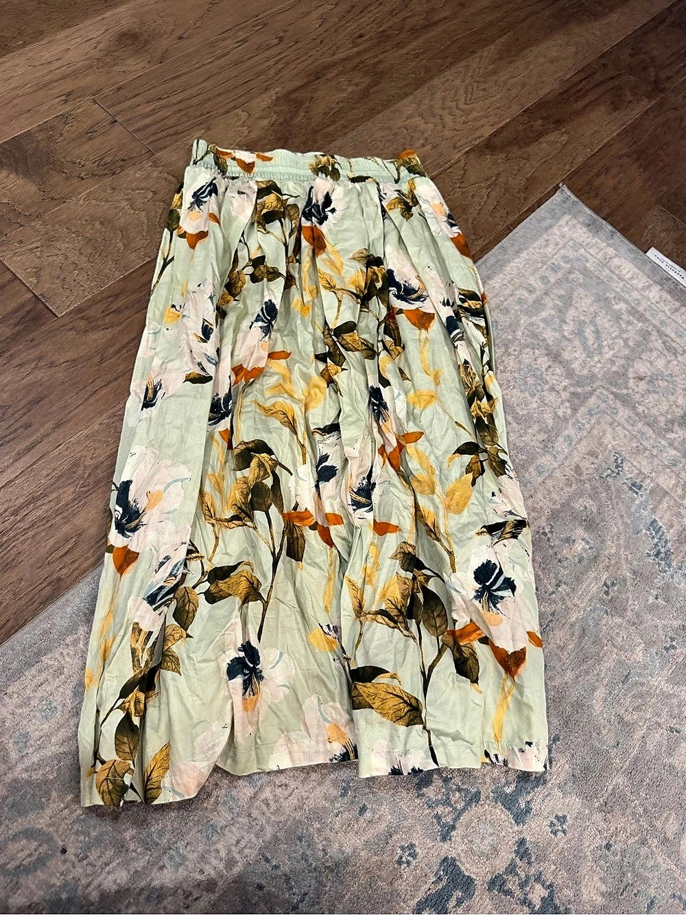 Zara Floral Midi Skirt in Green floral Size Small